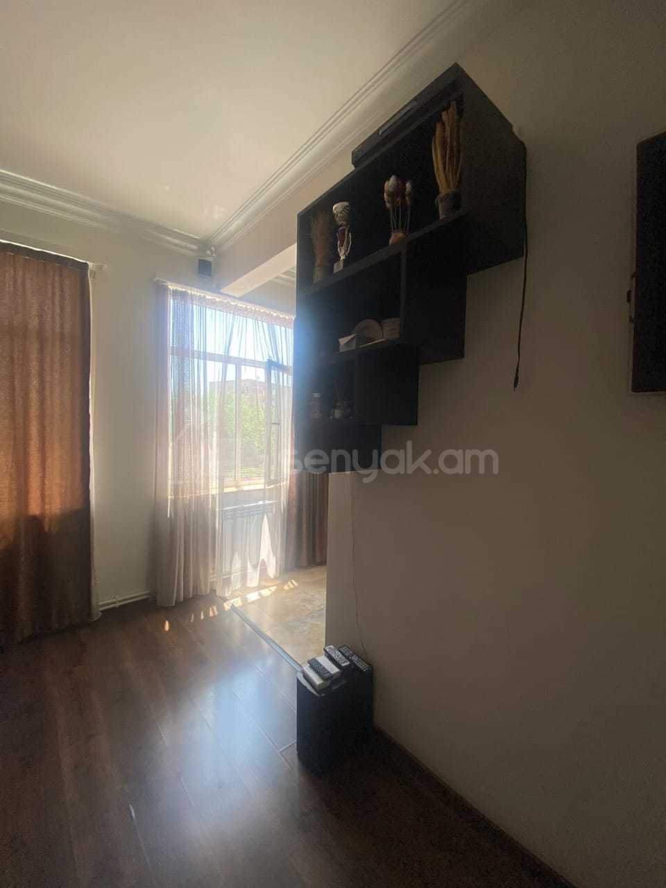 2 Սենյականոց Բնակարան, 50քմ, 3/4 հարկ, Նորմալ Վիճակում, Կահավորված