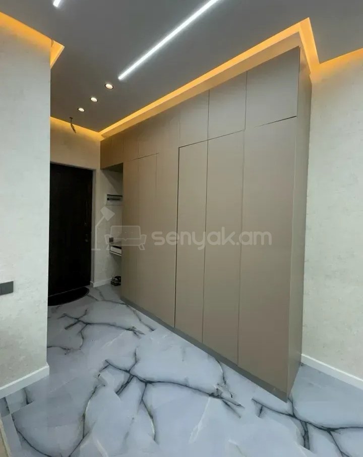 4 Սենյականոց Բնակարան Նորակառույցում, 105քմ, 9/15 հարկ, Կապիտալ Վերանորոգված