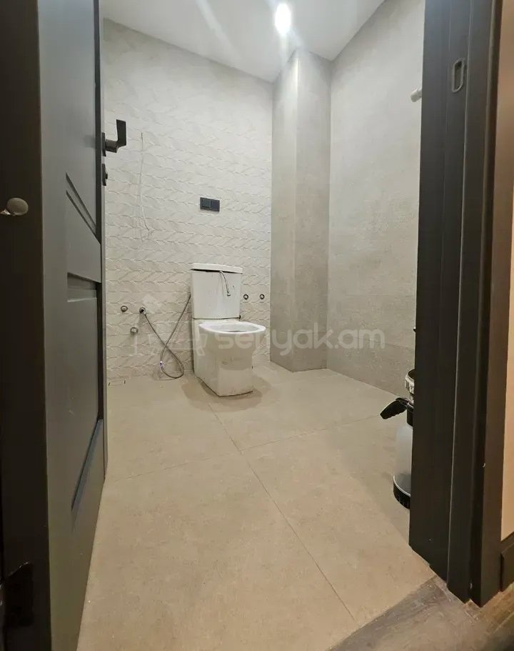 2 Սենյականոց Բնակարան Նորակառույցում, 66քմ, 2/14 հարկ, Կապիտալ Վերանորոգված