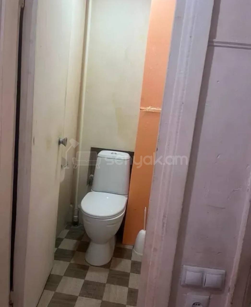 2 Սենյականոց Բնակարան Քարե Շենքում, 68քմ, 3/5 հարկ, Պետական Վիճակում