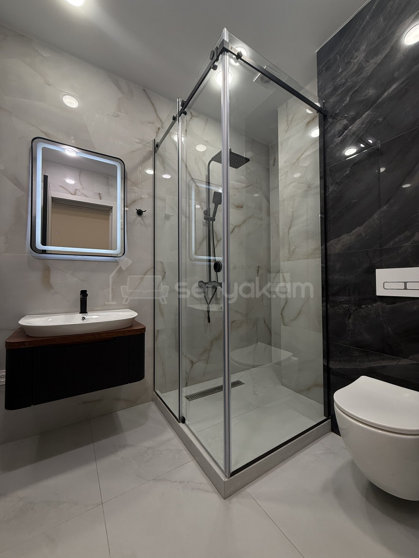 1 Սենյականոց Բնակարան Նորակառույցում, 42քմ, 9/20 հարկ, Դիզայներական Վերանորոգված