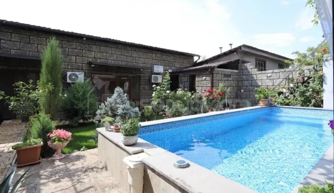 5 Սենյականոց Սեփական Տուն, 350քմ, Կապիտալ Վերանորոգված, Ավտոտնակով