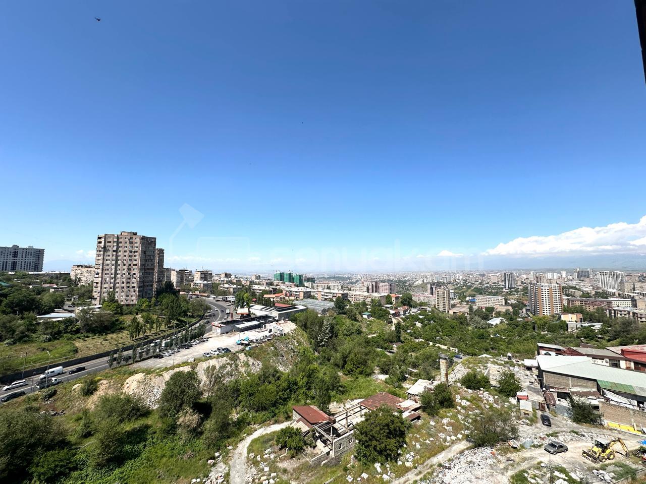 4 Սենյականոց Բնակարան Նորակառույցում, 123քմ, 8/13 հարկ, Կապիտալ Վերանորոգված