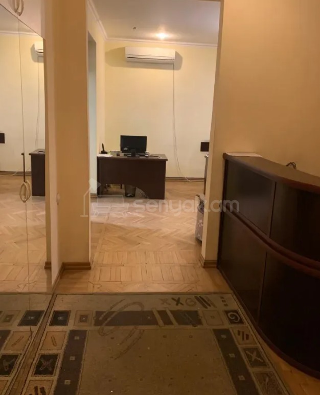Օֆիսային Տարածք, 80քմ, Կապիտալ Վերանորոգված