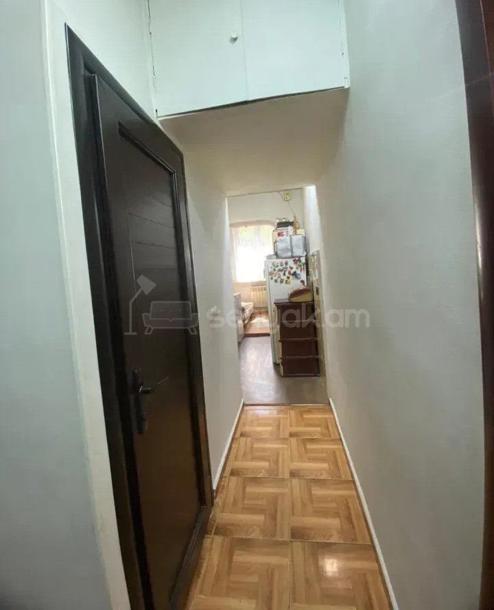 2 Սենյականոց Բնակարան Քարե Շենքում, 55քմ, 2/4 հարկ, Նորմալ Վիճակում