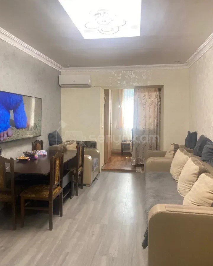 2 Սենյականոց Բնակարան Քարե Շենքում, 55քմ, 2/4 հարկ, Նորմալ Վիճակում