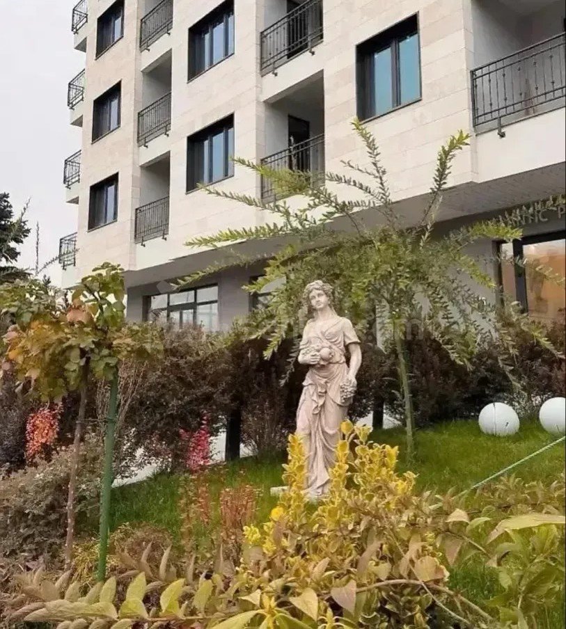 3 Սենյականոց Բնակարան Նորակառույցում, 93քմ, 12/16 հարկ, Զրոյական Վիճակում
