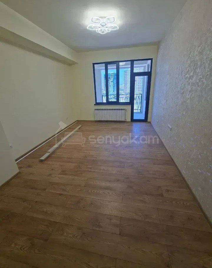 4 Սենյականոց Բնակարան Նորակառույցում, 113քմ, 8/16 հարկ, Կապիտալ Վերանորոգված
