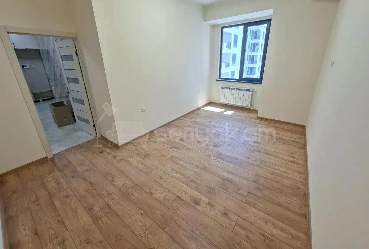 4 Սենյականոց Բնակարան Նորակառույցում, 113քմ, 8/16 հարկ, Կապիտալ Վերանորոգված
