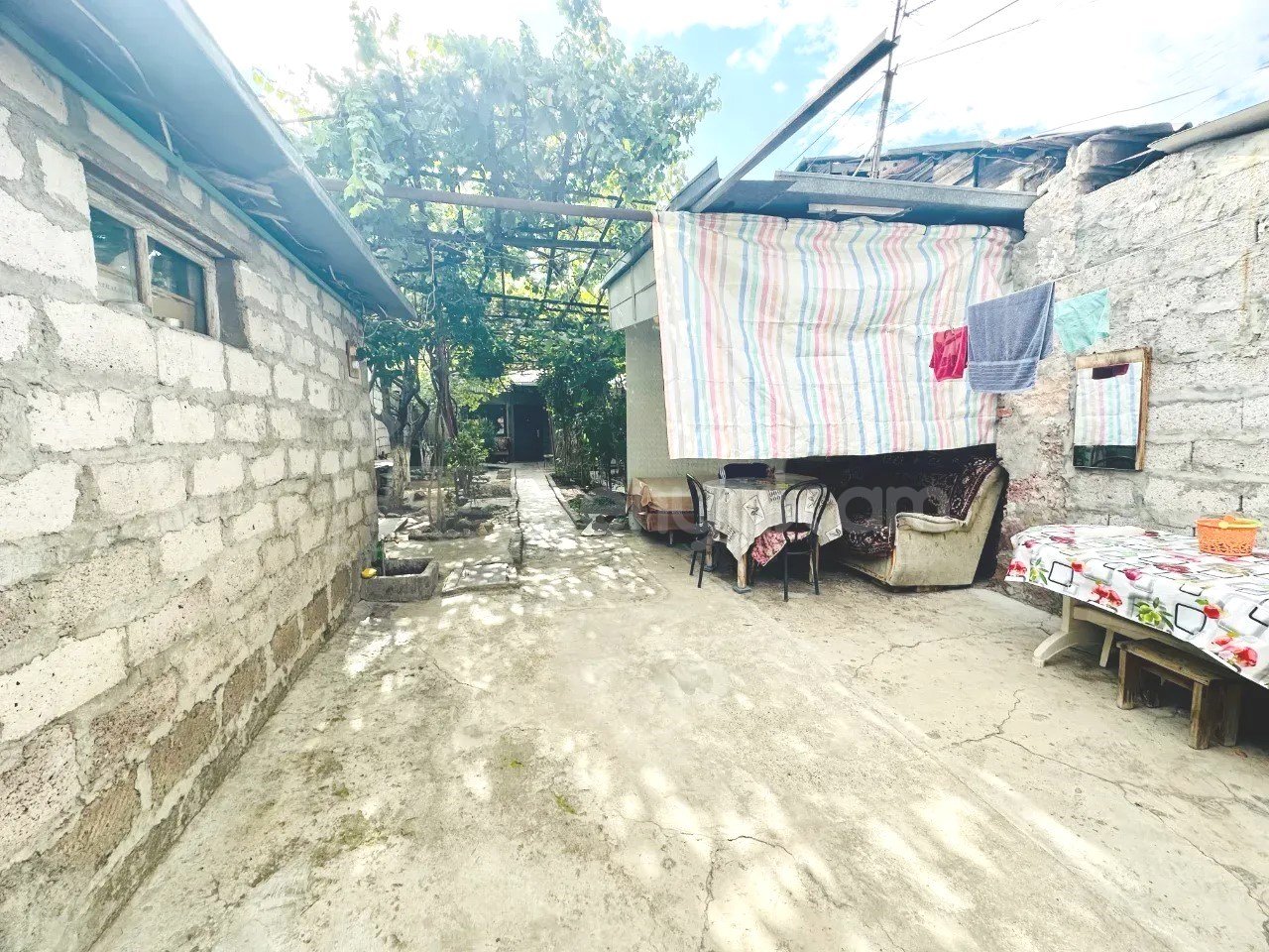 3 Սենյականոց Սեփական Տուն, 90քմ, Նորմալ Վիճակում