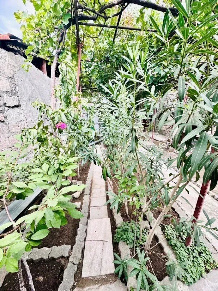3 Սենյականոց Սեփական Տուն, 90քմ, Նորմալ Վիճակում