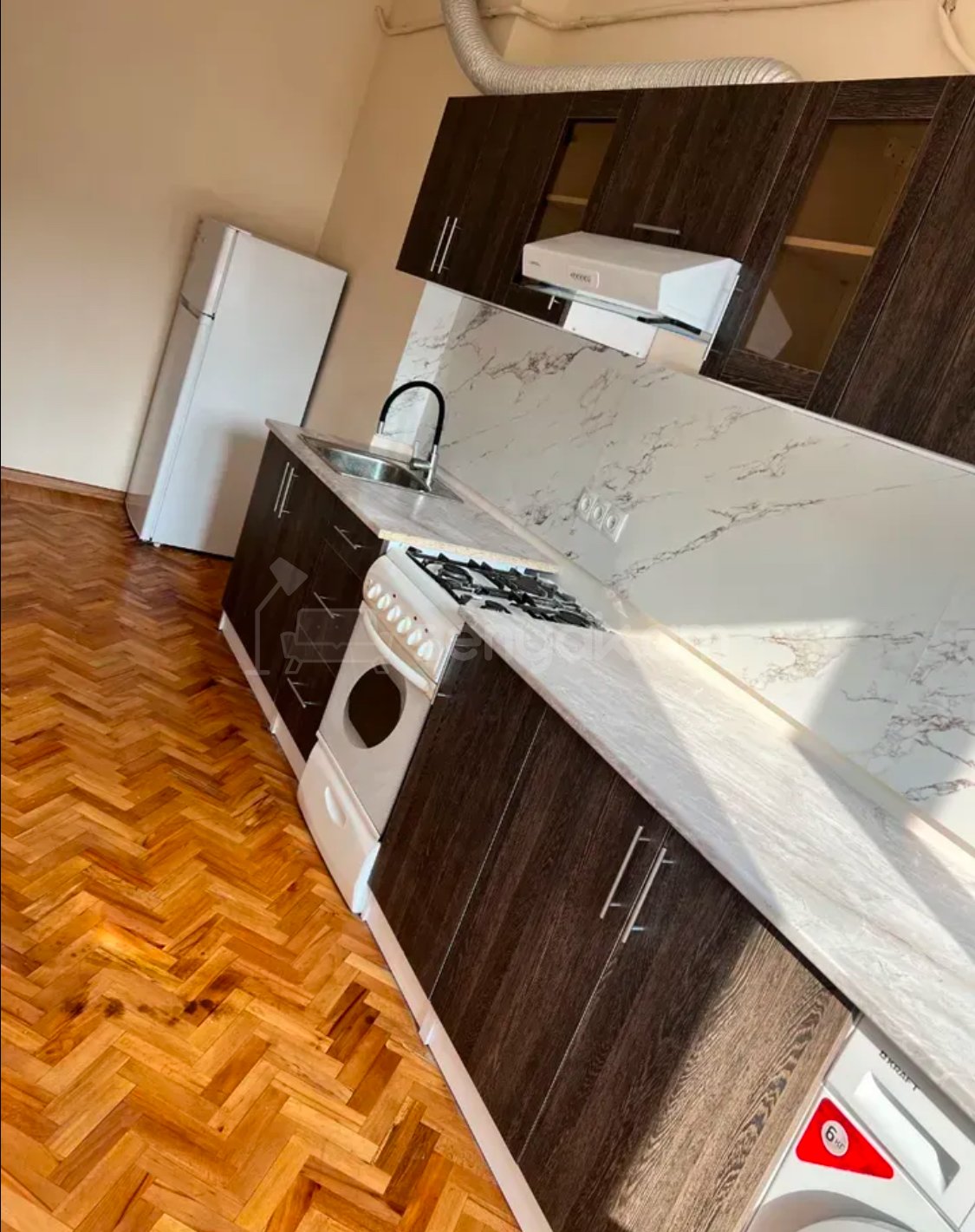 3 Սենյականոց Բնակարան, 73քմ, 5/9 հարկ, Կապիտալ Վերանորոգված, Կահավորված