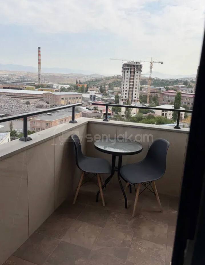 3 Սենյականոց Բնակարան Նորակառույցում, 80քմ, 11/14 հարկ, Կապիտալ Վերանորոգված