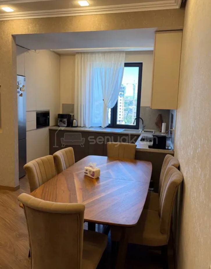 3 Սենյականոց Բնակարան Նորակառույցում, 80քմ, 11/14 հարկ, Կապիտալ Վերանորոգված