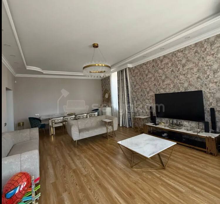5 Սենյականոց Սեփական Տուն, 203քմ, Դիզայներական Վերանորոգված, Ավտոտնակով