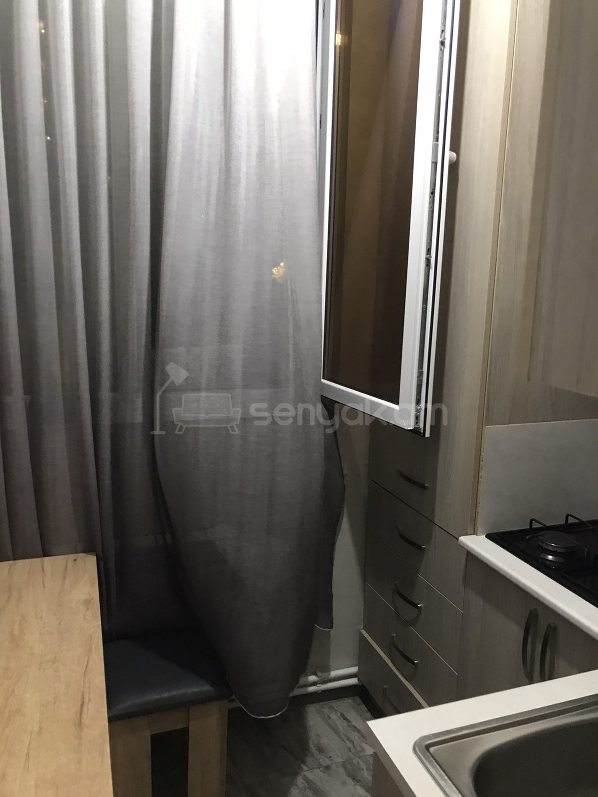 2 Սենյականոց Բնակարան, 50քմ, 3/9 հարկ, Կապիտալ Վերանորոգված, Կահավորված, Արևկող