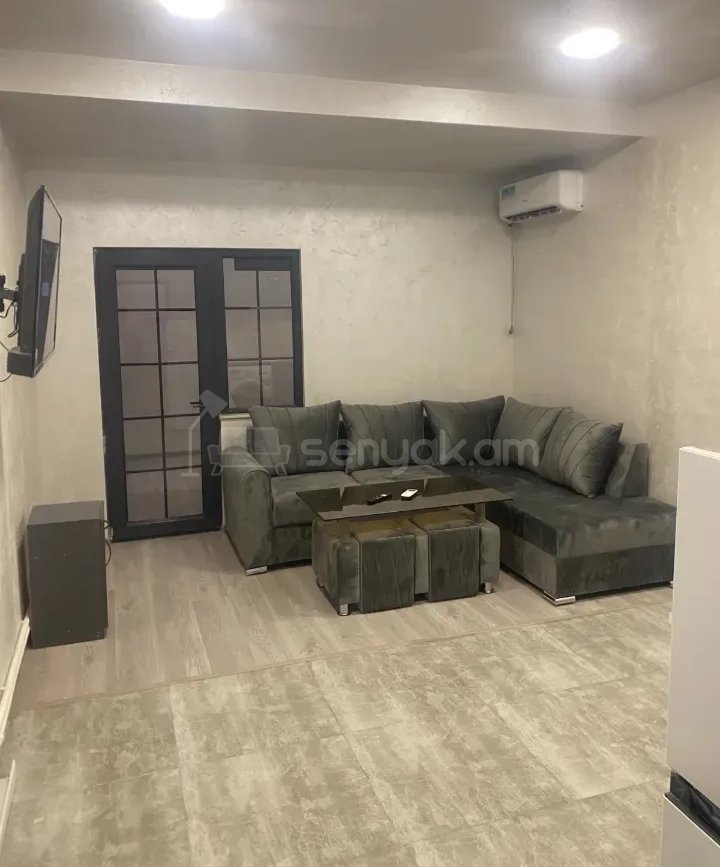 2 Սենյականոց Բնակարան Քարե Շենքում, 56քմ, 2/2 հարկ, Կապիտալ Վերանորոգված, Կահավորված, Արևկող