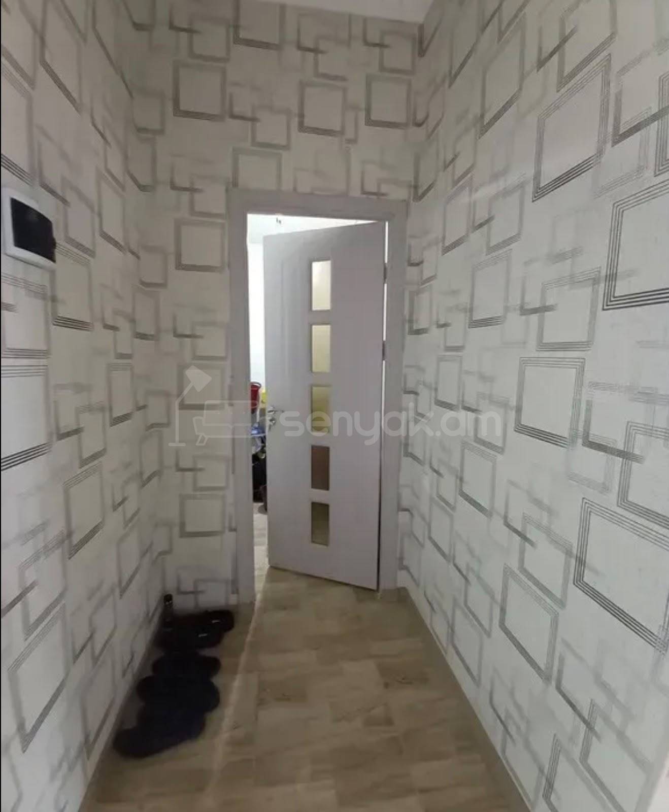 3 Սենյականոց Բնակարան Նորակառույցում, 63քմ, 8/10 հարկ, Նորմալ Վիճակում, Կահավորված