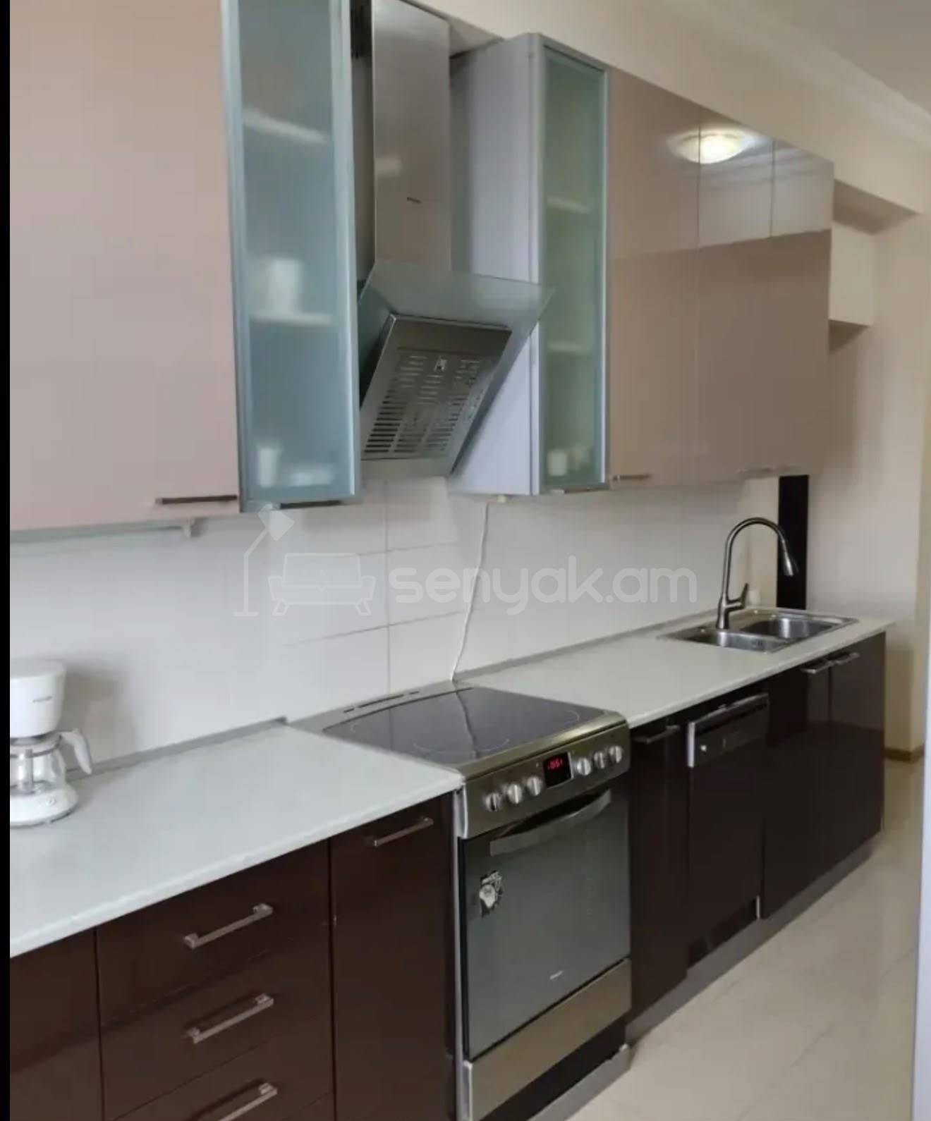 3 Սենյականոց Բնակարան Նորակառույցում, 80քմ, 15/15 հարկ, Կապիտալ Վերանորոգված