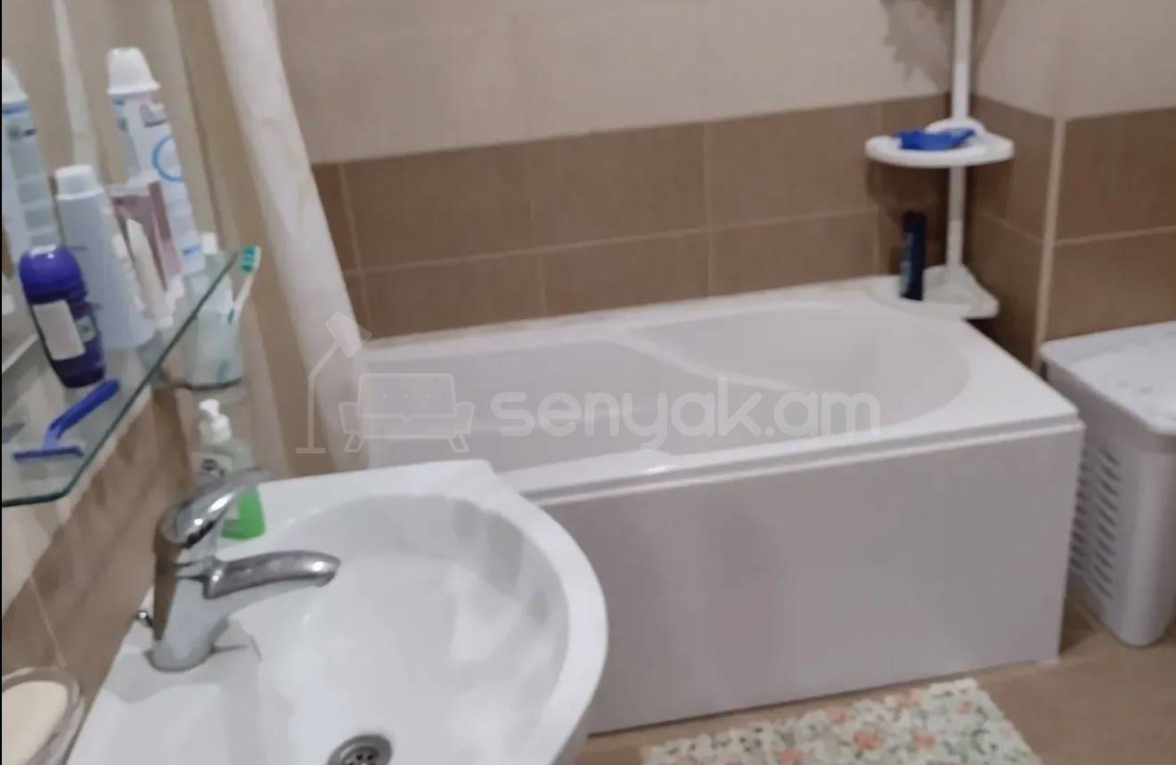 3 Սենյականոց Բնակարան Նորակառույցում, 80քմ, 15/15 հարկ, Կապիտալ Վերանորոգված