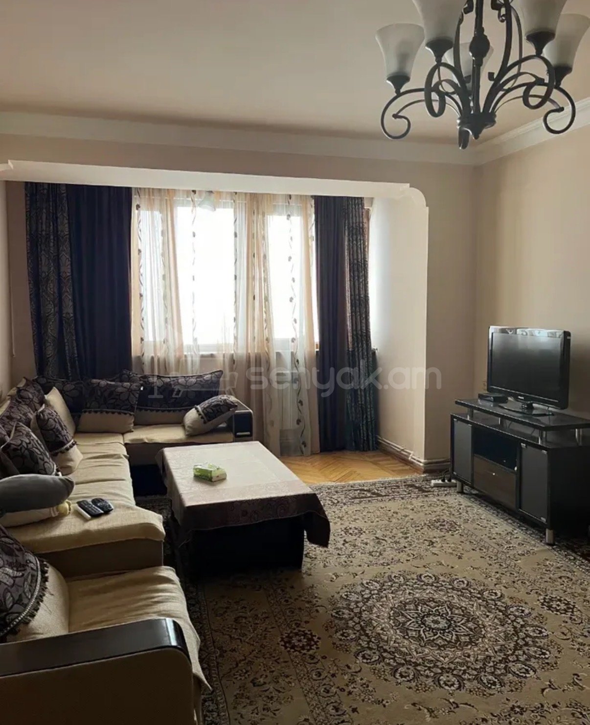 3 Սենյականոց Բնակարան, 63քմ, 7/9 հարկ, Կապիտալ Վերանորոգված, Կահավորված