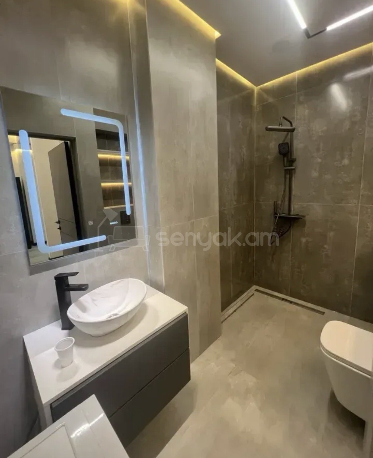 2 Սենյականոց Բնակարան Նորակառույցում, 52քմ, 3/16 հարկ, Կապիտալ Վերանորոգված, Կահավորված, Արևկող