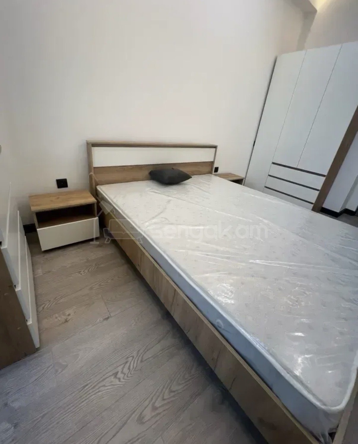 2 Սենյականոց Բնակարան Նորակառույցում, 52քմ, 3/16 հարկ, Կապիտալ Վերանորոգված, Կահավորված, Արևկող