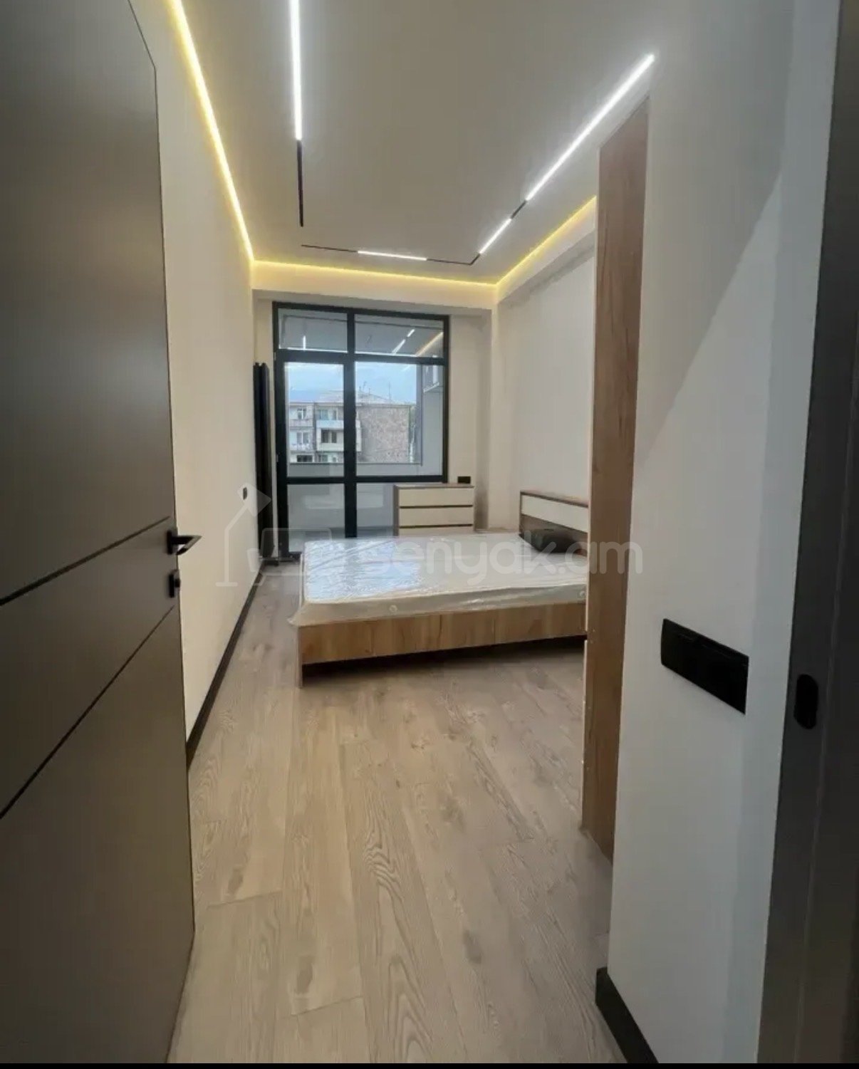 2 Սենյականոց Բնակարան, 52քմ, 3/16 հարկ, Կապիտալ Վերանորոգված, Կահավորված, Արևկող