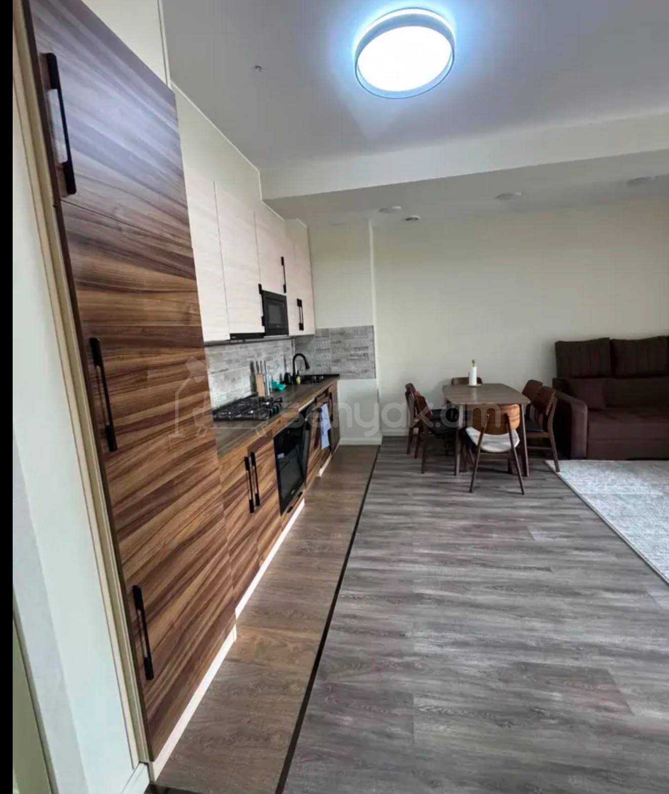 2 Սենյականոց Բնակարան Նորակառույցում, 50քմ, 7/9 հարկ, Կապիտալ Վերանորոգված