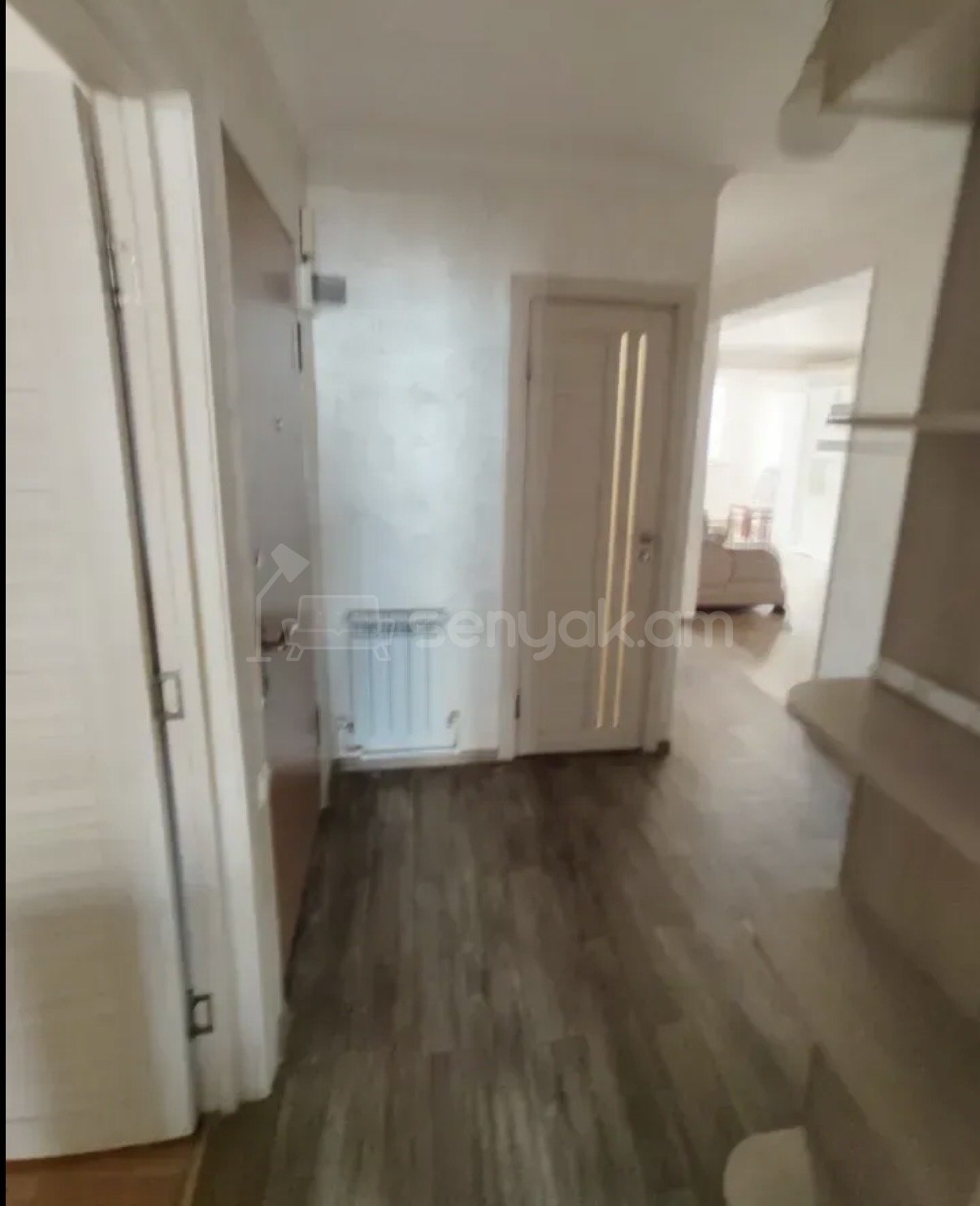 3 Սենյականոց Բնակարան Քարե Շենքում, 65քմ, 3/5 հարկ, Կապիտալ Վերանորոգված, Կահավորված