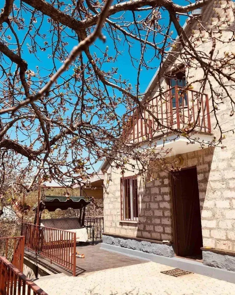 4 Սենյականոց Սեփական Տուն, 100քմ, Կոսմետիկ Վերանորոգված, Ավտոտնակով