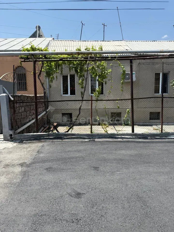 5 Սենյականոց Սեփական Տուն, 79քմ, Կոսմետիկ Վերանորոգված