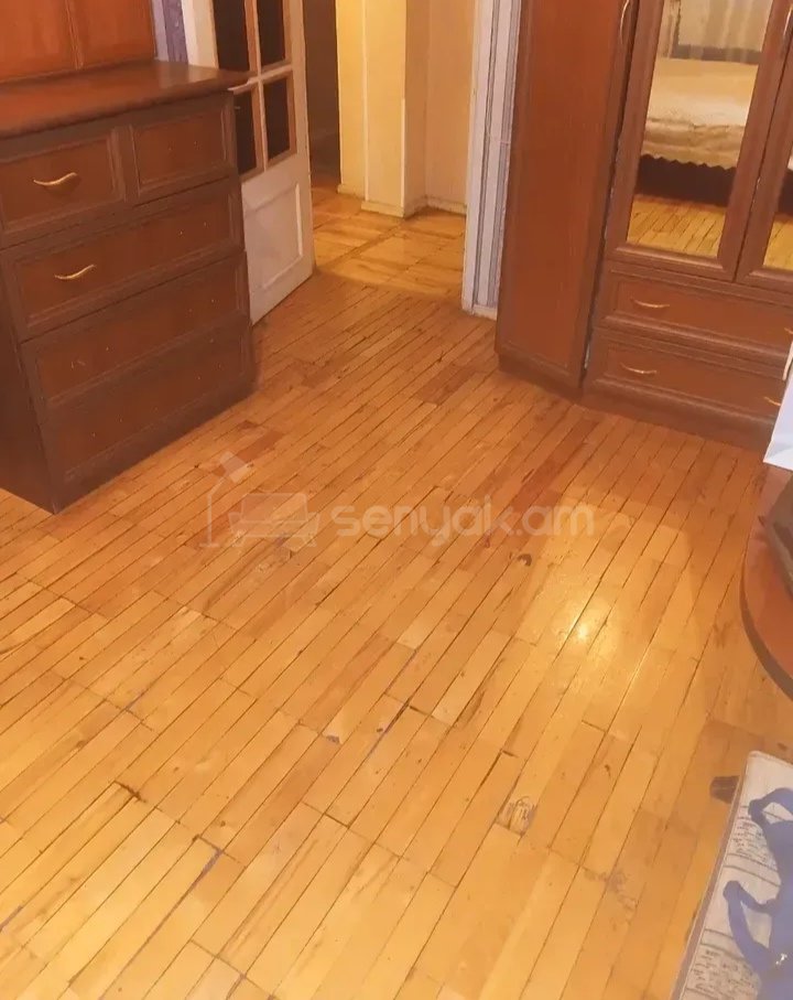 3 Սենյականոց Բնակարան, 68քմ, 7/9 հարկ, Նորմալ Վիճակում, Մասամբ Կահավորված