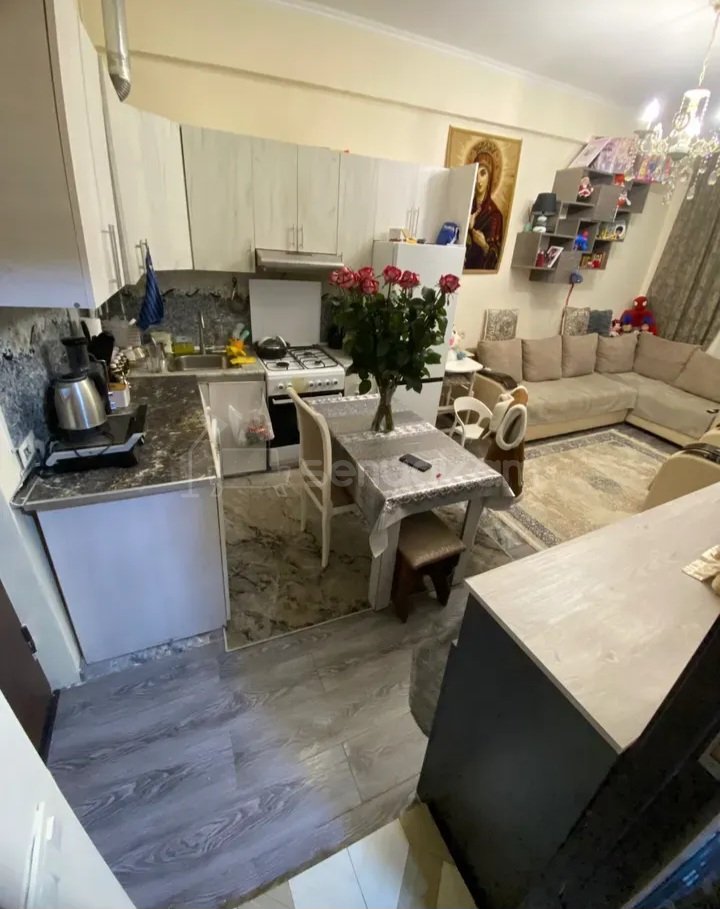 2 Սենյականոց Բնակարան Քարե Շենքում, 35քմ, 4/4 հարկ, Կապիտալ Վերանորոգված, Կահավորված