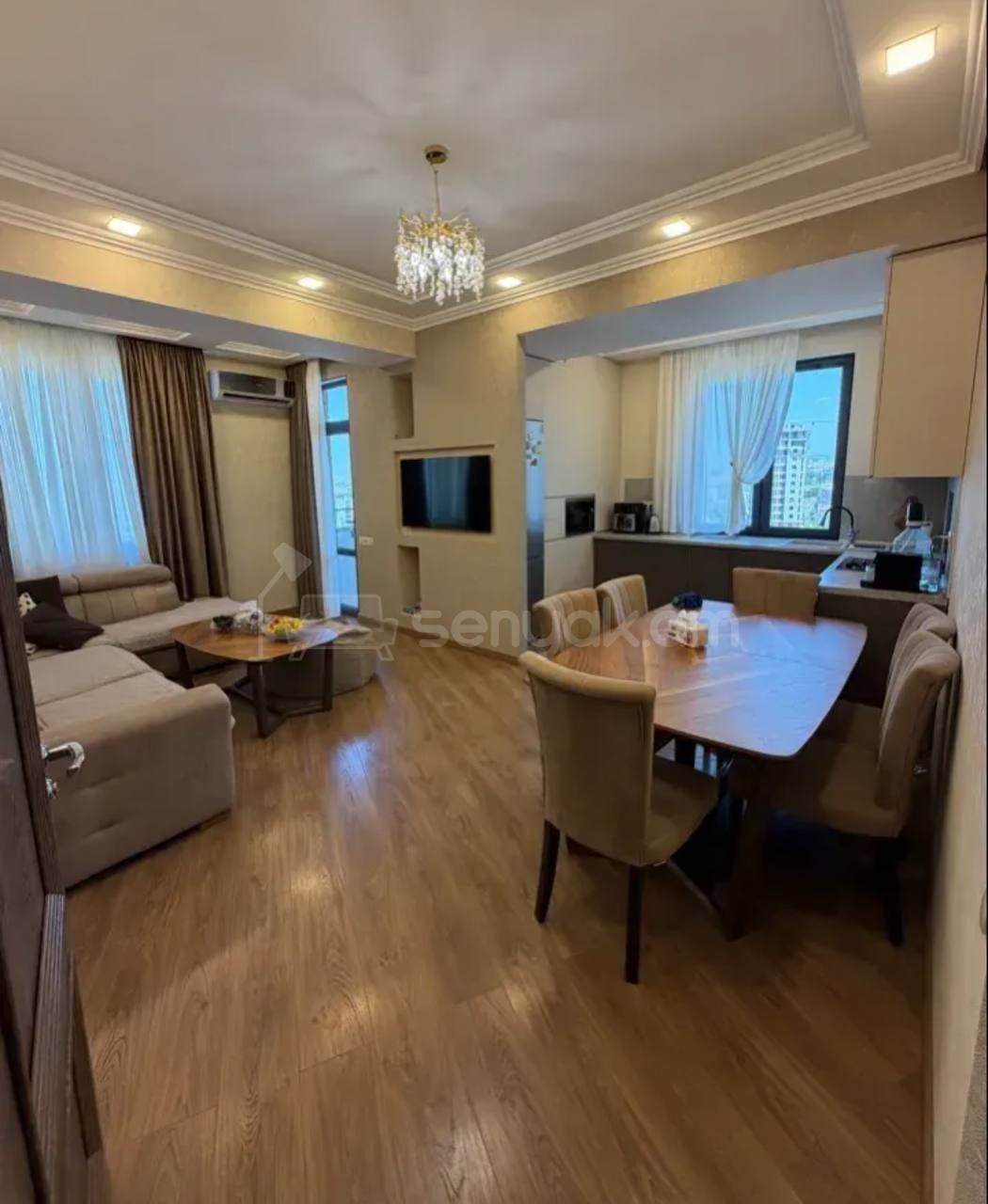 3 Սենյականոց Բնակարան, 80քմ, 11/14 հարկ, Կապիտալ Վերանորոգված