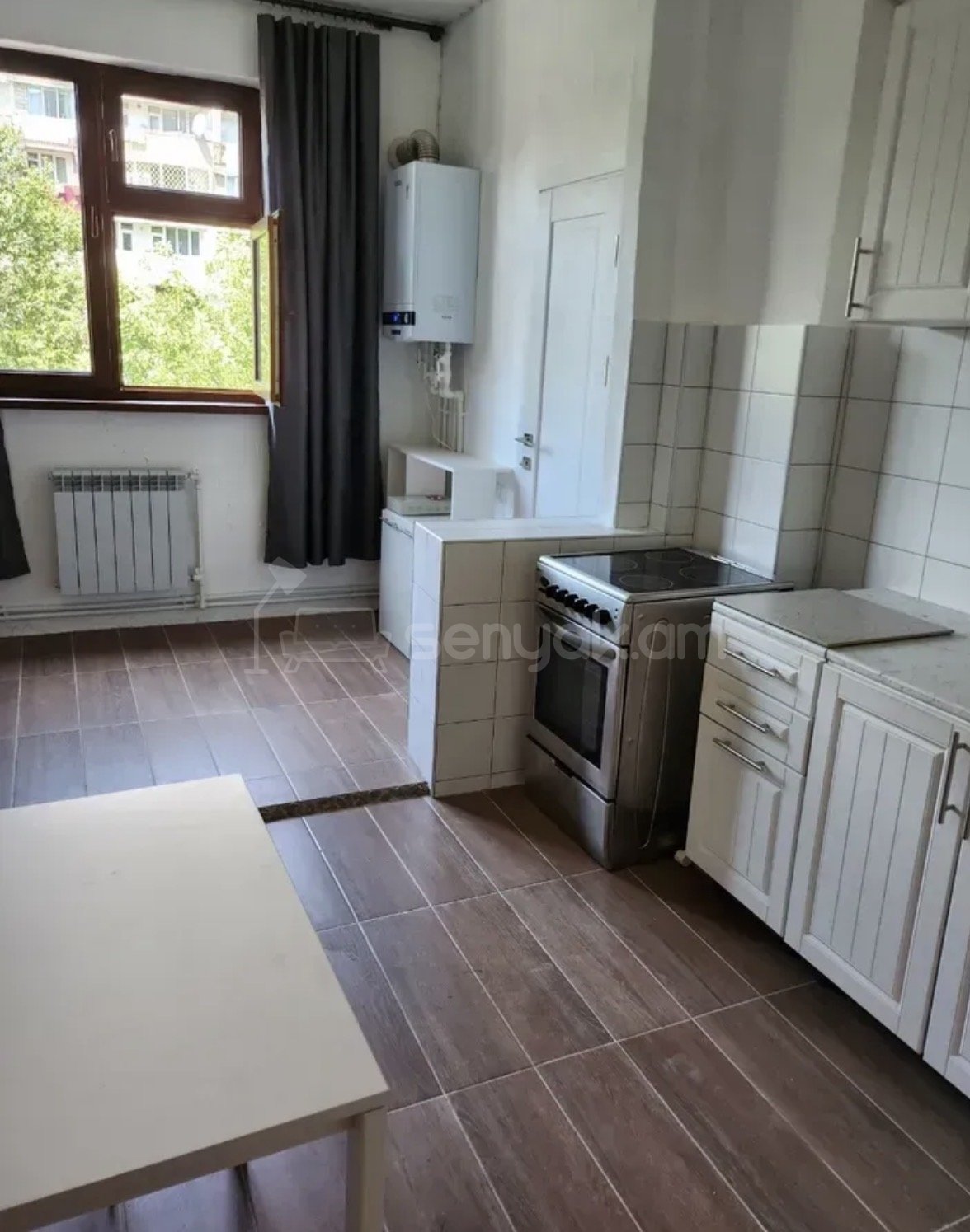 2 Սենյականոց Բնակարան, 67քմ, 3/10 հարկ, Կապիտալ Վերանորոգված, Կահավորված, Արևկող