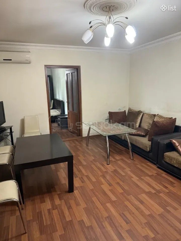 2 Սենյականոց Բնակարան Քարե Շենքում, 68քմ, 1/4 հարկ, Կոսմետիկ Վերանորոգված, Կահավորված, Արևկող
