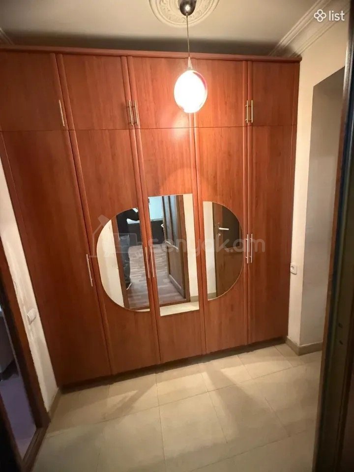 2 Սենյականոց Բնակարան Քարե Շենքում, 68քմ, 1/4 հարկ, Կոսմետիկ Վերանորոգված, Կահավորված, Արևկող