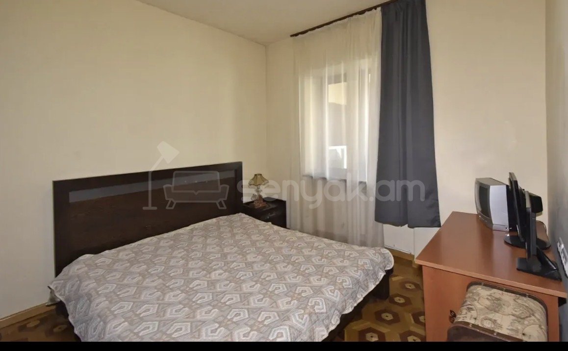 4 Սենյականոց Բնակարան Քարե Շենքում, 140քմ, 2/2 հարկ, Կապիտալ Վերանորոգված, Կահավորված, Արևկող