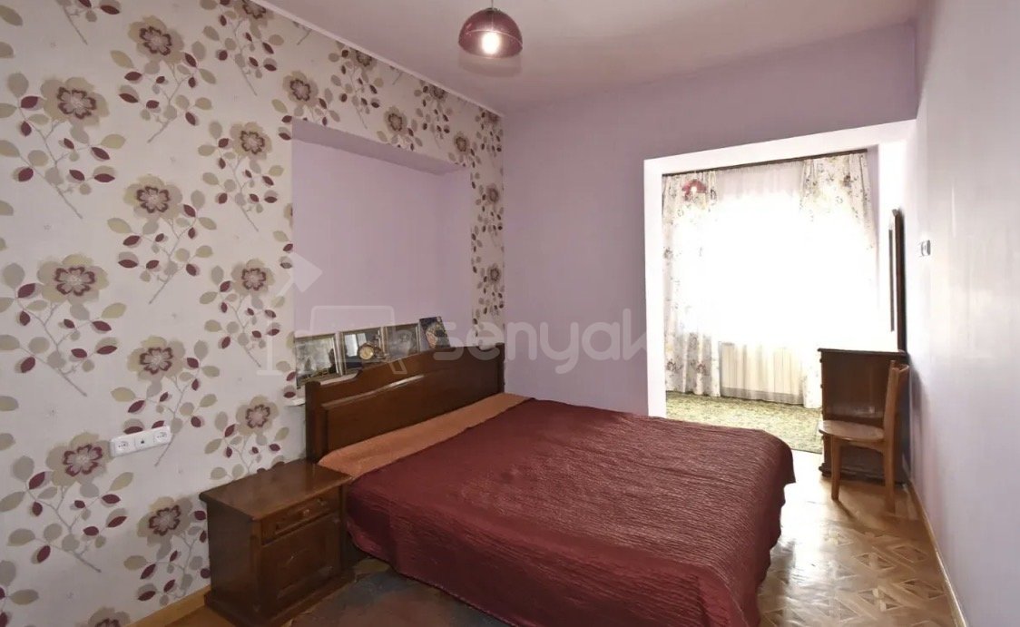 4 Սենյականոց Բնակարան Քարե Շենքում, 140քմ, 2/2 հարկ, Կապիտալ Վերանորոգված, Կահավորված, Արևկող