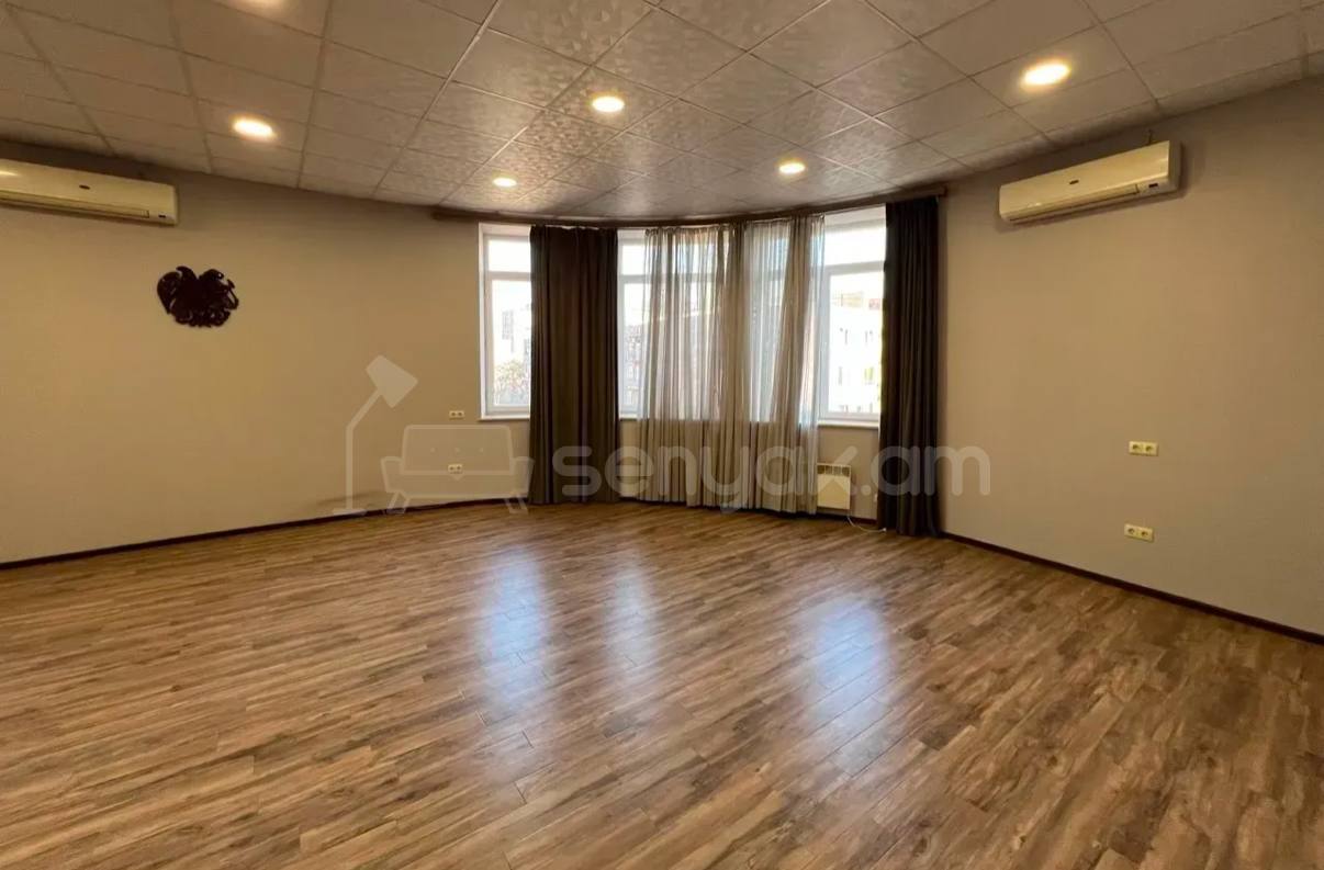 Օֆիսային Տարածք, 80քմ, Կապիտալ Վերանորոգված