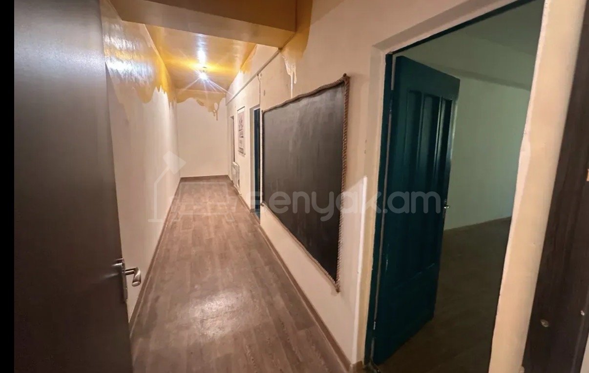 Օֆիսային Տարածք, 180քմ