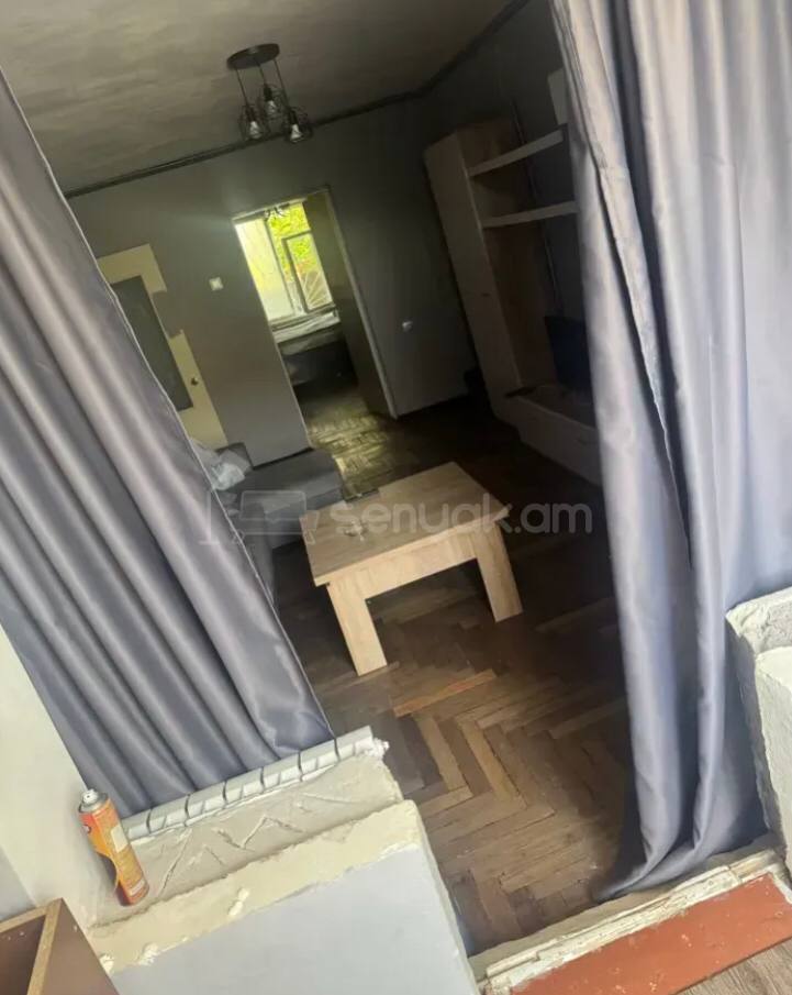 3 Սենյականոց Բնակարան Քարե Շենքում, 72քմ, 2/4 հարկ, Կոսմետիկ Վերանորոգված