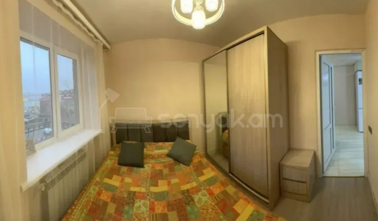 2 Սենյականոց Բնակարան Քարե Շենքում, 50քմ, 2/5 հարկ, Կապիտալ Վերանորոգված, Կահավորված