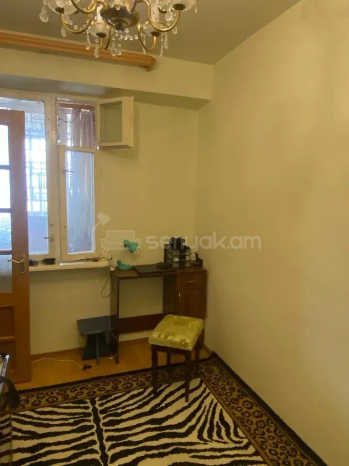 4 Սենյականոց Բնակարան, 93քմ, 1/9 հարկ, Նորմալ Վիճակում