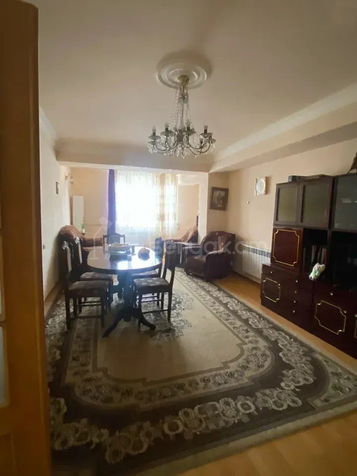 4 Սենյականոց Բնակարան, 93քմ, 1/9 հարկ, Նորմալ Վիճակում