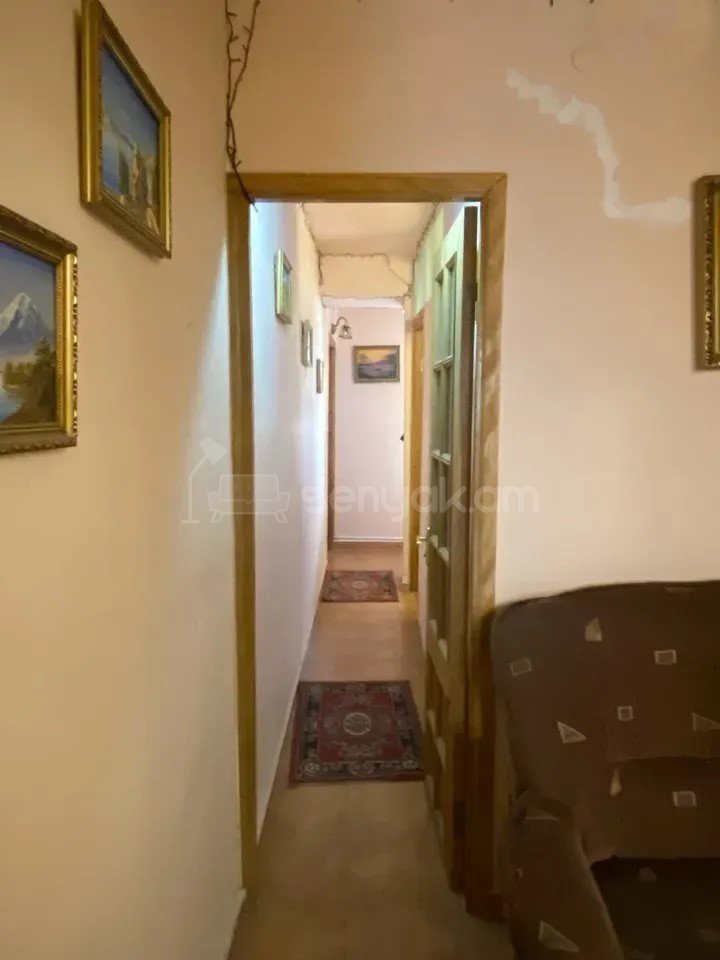 4 Սենյականոց Բնակարան, 93քմ, 1/9 հարկ, Նորմալ Վիճակում