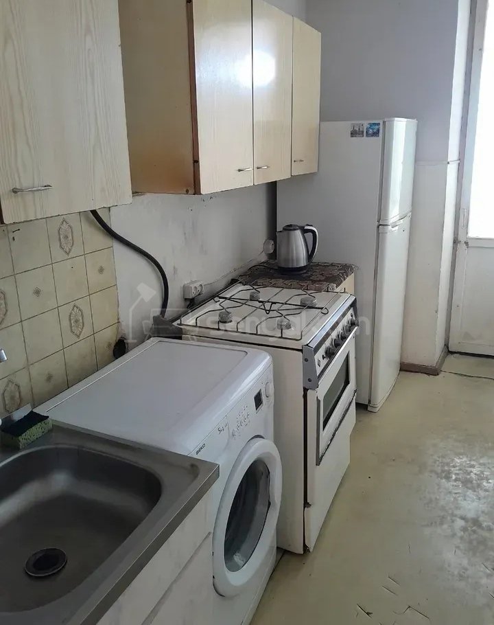 2 Սենյականոց Բնակարան, 58քմ, 8/9 հարկ, Պետական Վիճակում