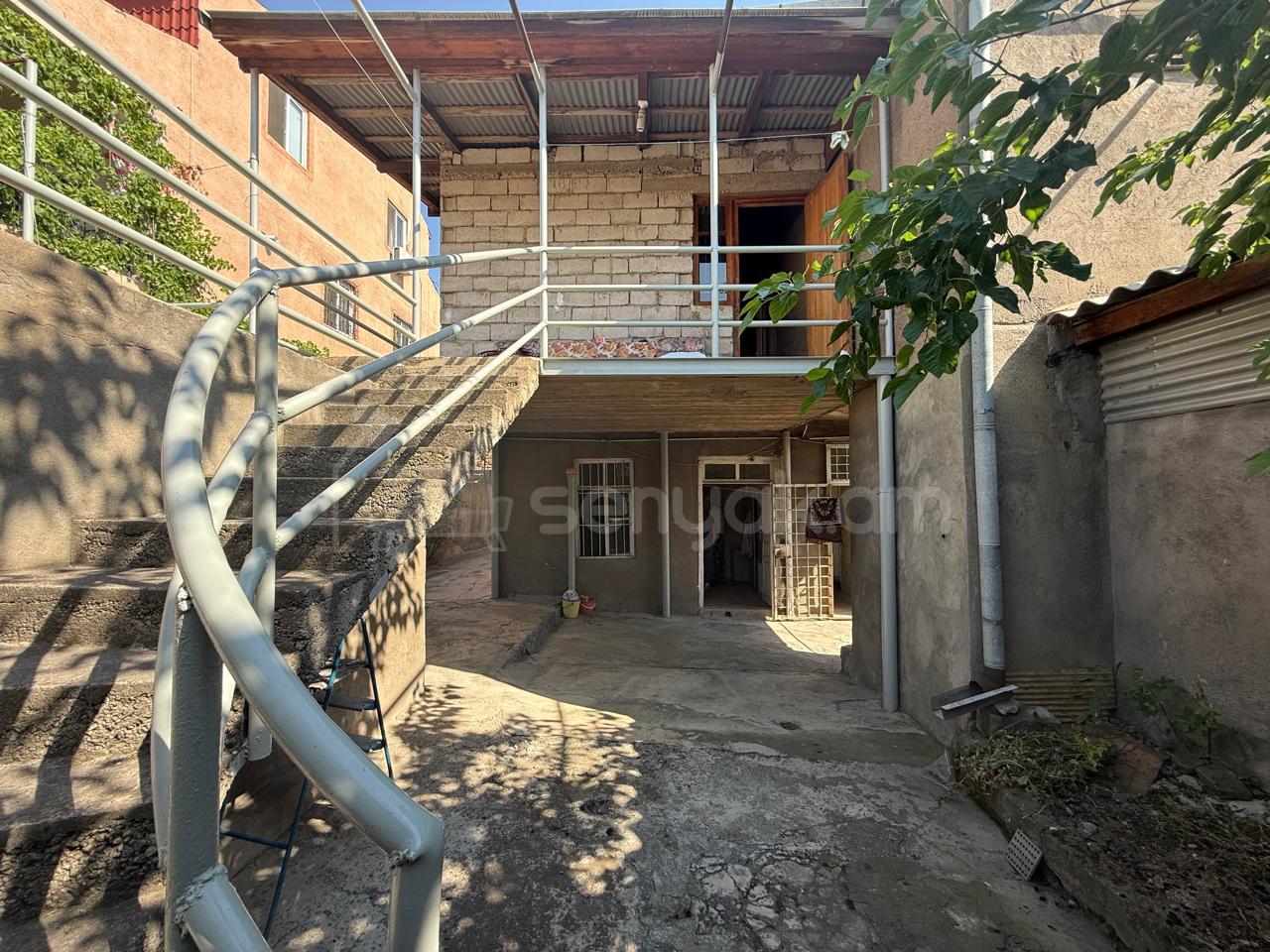 8 Սենյականոց Սեփական Տուն, 280քմ, Կոսմետիկ Վերանորոգված