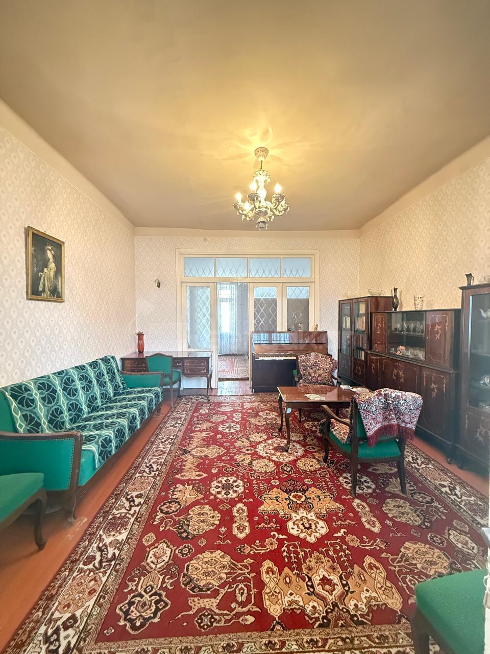 8 Սենյականոց Սեփական Տուն, 280քմ, Կոսմետիկ Վերանորոգված